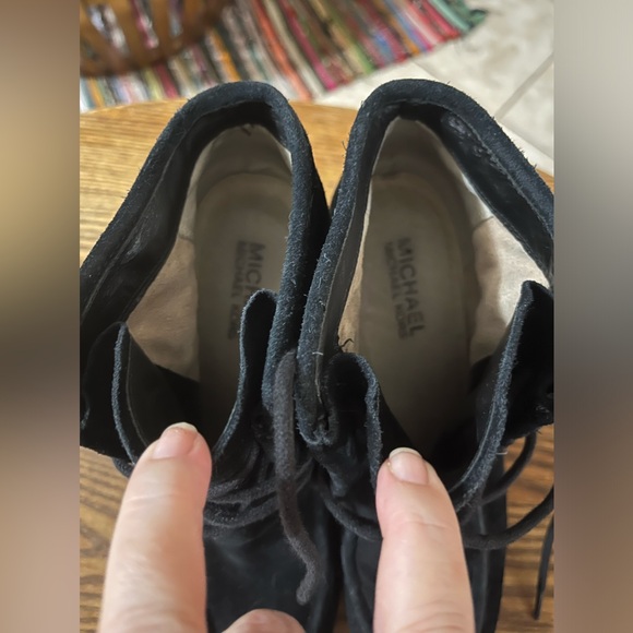 Michael Kors Black Suede Wedge Booties Boots Size 7.5 - Picture 5 of 8